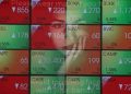 Outlook Ekonomi Melemah, IHSG dan Rupiah Bergerak Saling Berlawanan