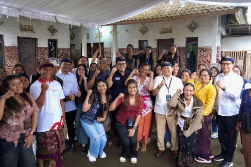 Kunjungi Desa Ulian Kintamani, Wamen BUMN Dorong Ekonomi Perempuan Prasejahtera PNM Mekaar