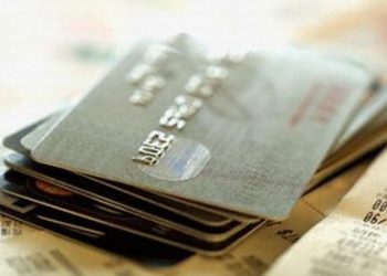 4 Risiko Penggunaan Kartu Debit yang Perlu Diwaspadai dan Kerugiannya