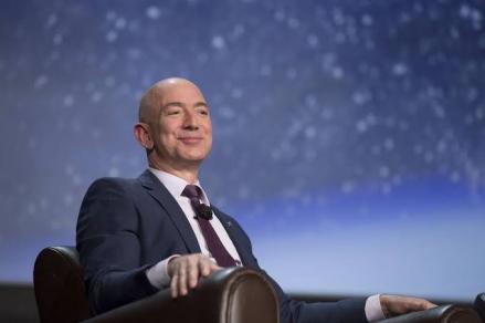 Biaya Pernikahan Jeff Bezos dan Lauren Sanchez Setara Banyak Rumah di Pondok Indah