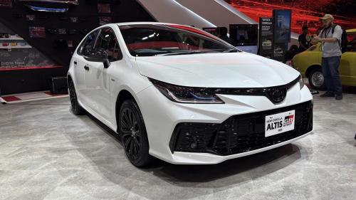 Corolla Altis Hybrid GR Sport Debut di GIIAS 2025