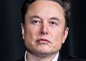 Kerja Sama Tesla dan Samsung dalam Pengembangan Chip Senilai Rp270 Triliun