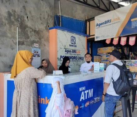 Akses Layanan Keuangan bagi Petani di Kabupaten Gowa Diperluas melalui AgenBRILink