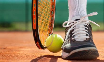 Perbandingan Harga Raket Padel dan Tenis di Platform Online, Mana yang Lebih Mahal?