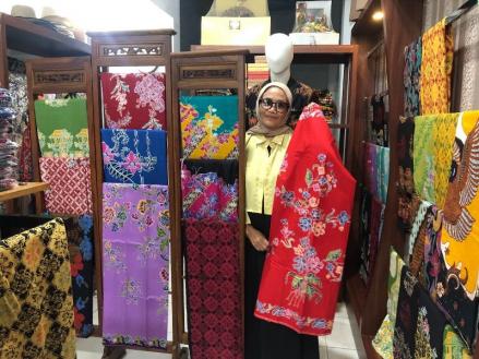UMKM Binaan Angkat Batik Tangerang ke Panggung Dunia