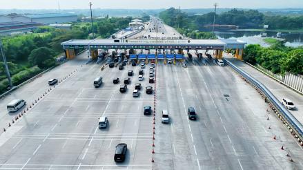 Tarif Tol Jakarta-Bandung 2025 untuk Kendaraan Gol I dan Exit yang Tersedia