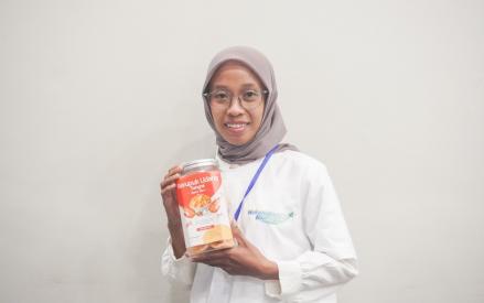Usaha Kerupuk Udang Meningkat Berkat Program PNM Mekaarpreneur