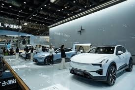 Penjualan Mobil China Menurun di Oktober Setelah Delapan Bulan Pertumbuhan