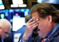 Wall Street Melemah Tertekan Saham Teknologi Saat Pembukaan Pasar