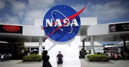Orang Terdekat Elon Musk Menjadi Kepala NASA untuk Tambang di Bulan