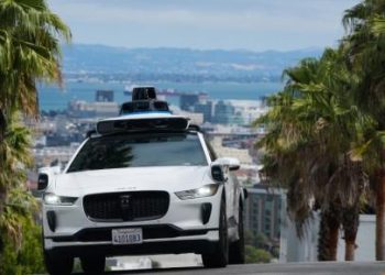 Perusahaan Robot Taksi Cari Pendanaan USD15 Miliar dengan Valuasi Dekati USD100 Miliar
