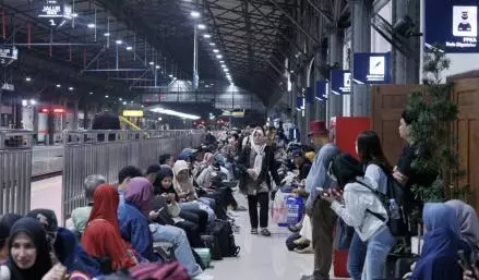Banjir Meluas di Beberapa Lokasi, KAI Batalkan 38 Perjalanan Kereta Api