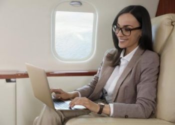 Pentingnya Pengelolaan Tiket Pesawat dalam Perjalanan Bisnis