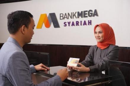 Bisnis Ritel Berkembang, Transaksi Syariah Kartu Bank Melonjak 48 Persen