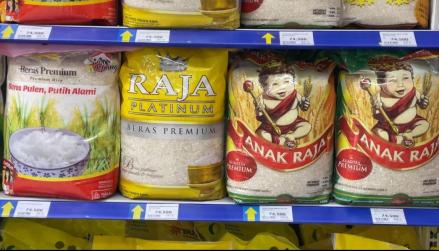 Penurunan Harga Beras Premium dan Daging Sapi