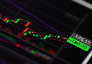 Kapan Volatilitas IHSG Mereda? Analis Menunggu Kepastian Regulasi Pasar